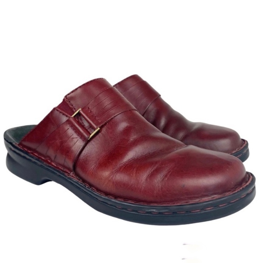 CLARKS Burgundy Red Leather Upper Stretch Buckle Mules 9 Slip-On Comfort